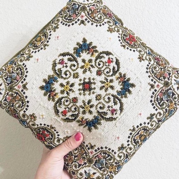 Olive Green Velvet needlepoint Pillow
Vintage decorative accent cottagecore - Picture 5 of 8